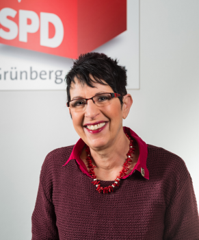 Frau Stadtverordnete Regine Rausch